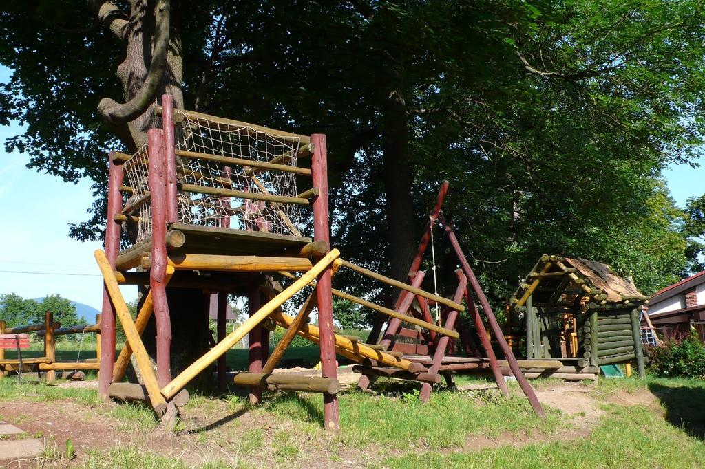 利斯奇蒙酒店 Frenštát pod Radhoštěm 外观 照片